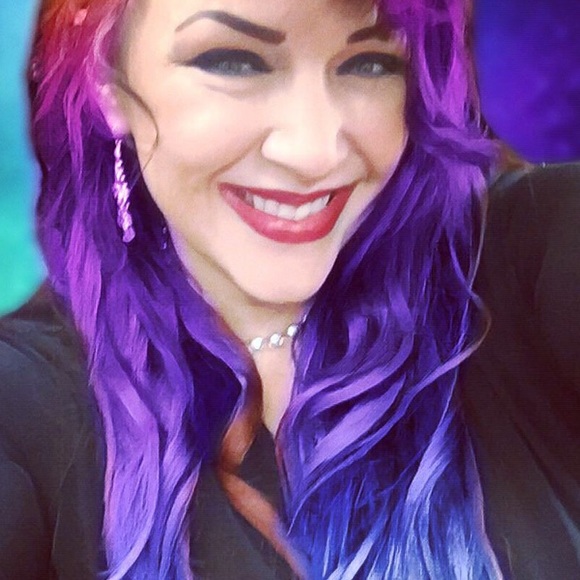 Meet your Posher, Kelly - Picture 1 of 8